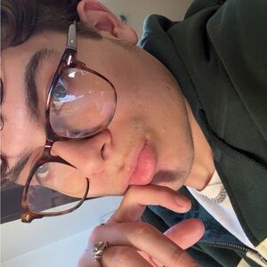 Meet your Posher, Michael